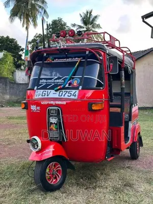 Bajaj RE 2 Stroke 2005 Three Wheel (Used)