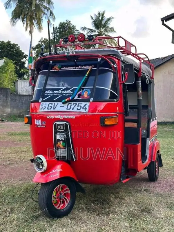 Bajaj RE 2 Stroke 2005 Three Wheel (Used)