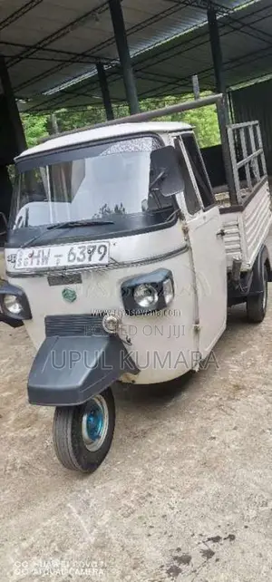 Piaggio Ape 2001 Three Wheel (Used)