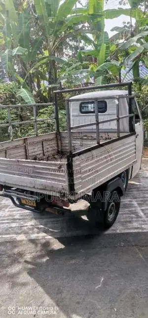 Piaggio Ape 2001 Three Wheel (Used)