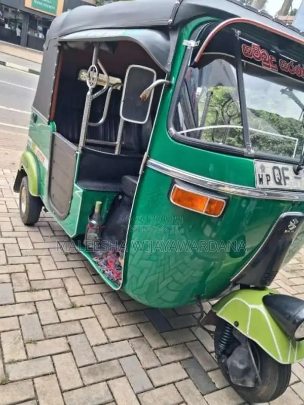 Bajaj RE 2 stroke 2006 Three Wheel (Used)