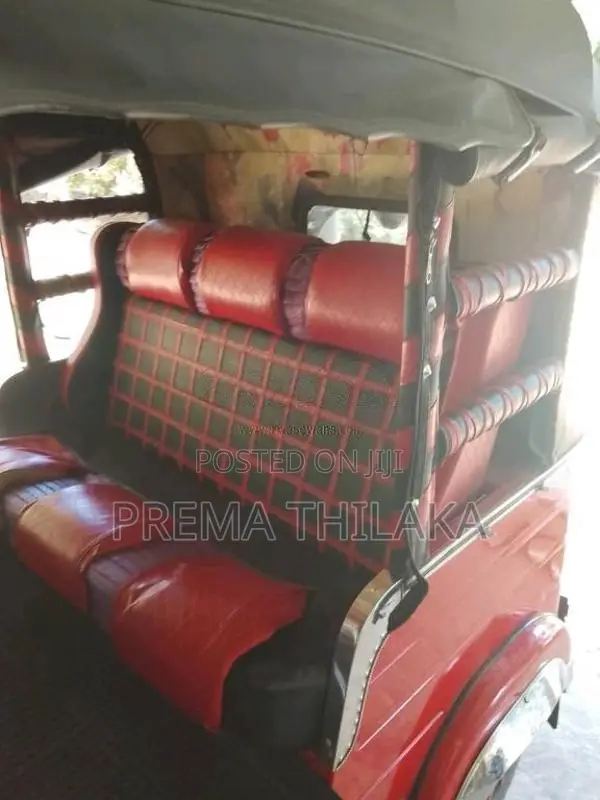 Bajaj 4 stroke 2015 Three Wheel (Used)
