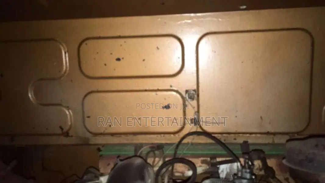 Bajaj RE 2 Stroke 1998 Three Wheel (Used)