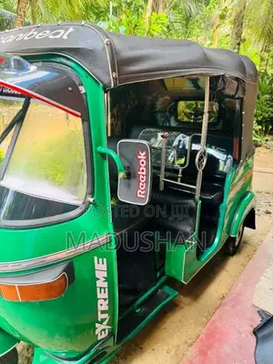 Bajaj 2 Stroke 2003 Three Wheel (Used)