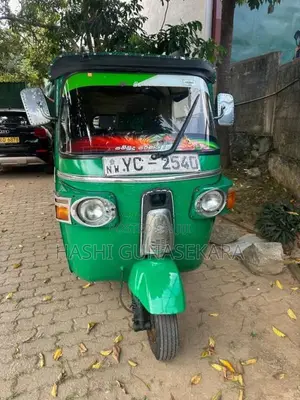 Bajaj 4 Stroke 2010 Three Wheel (Used)