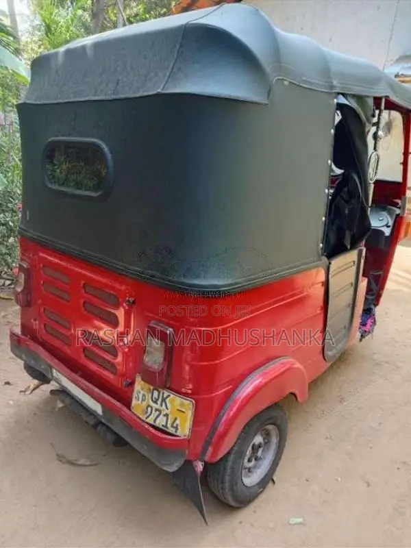 Bajaj 4 Stroke 2008 Three Wheel (Used)