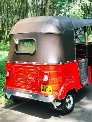 Bajaj RE 1998 Three Wheel (Used)