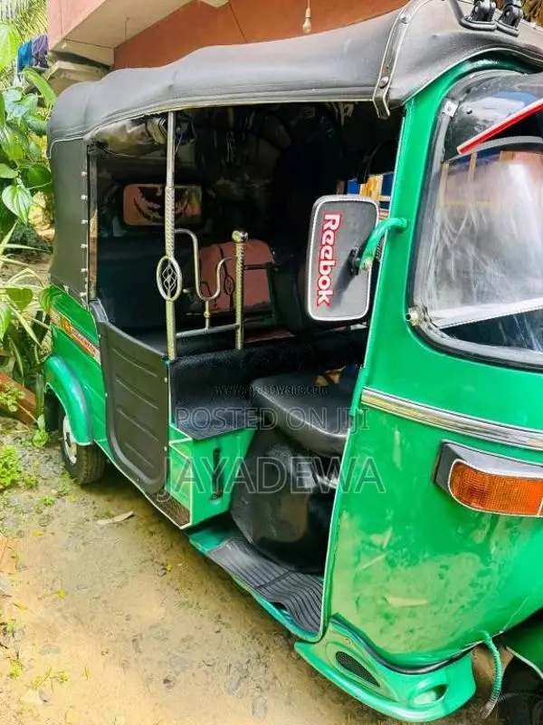 Bajaj RE 2003 Three Wheel (Used)
