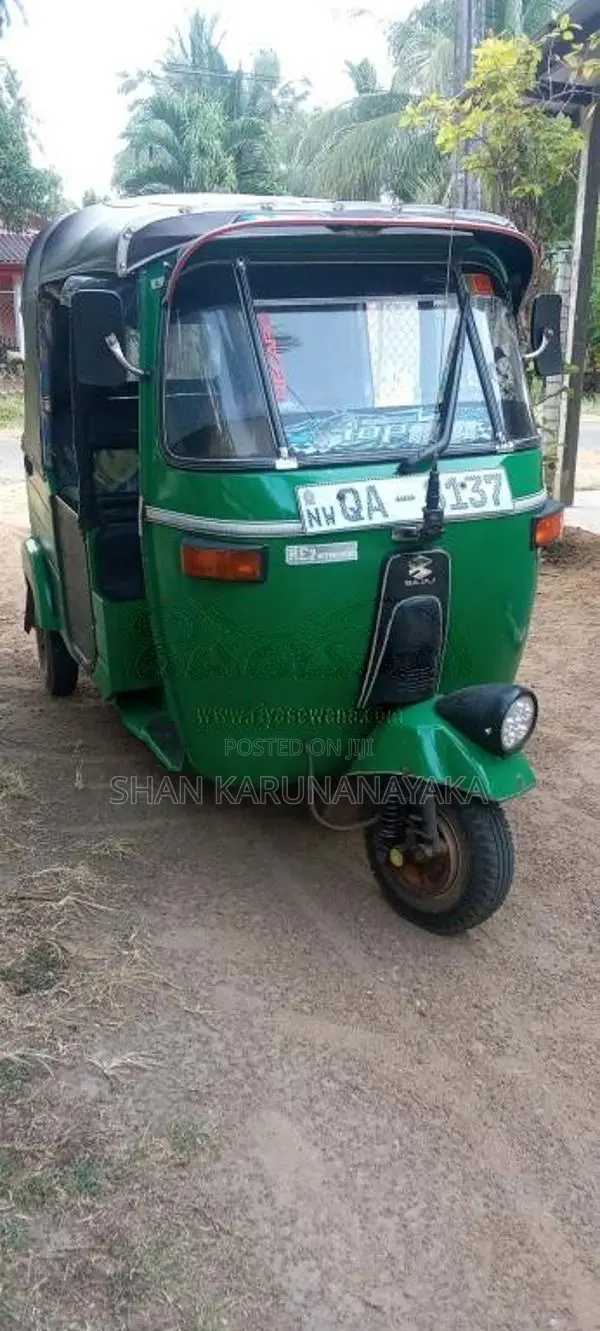 Bajaj RE 2005 Three Wheel (Used)