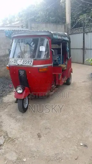 Bajaj 2 stroke 2007 Three Wheel (Used)