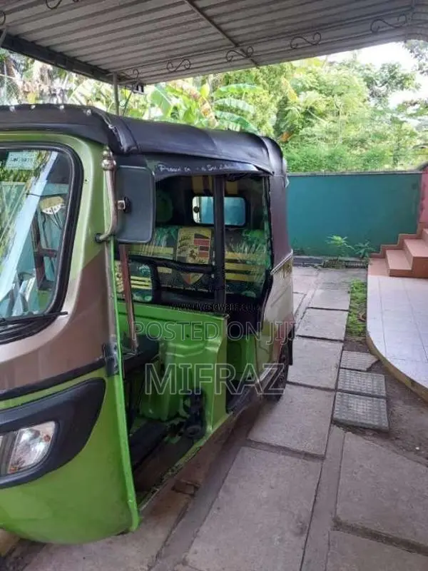 TVS King 2016 Three Wheel (Used)