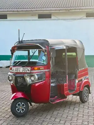 Bajaj RE 4 Stroke 2015 Three Wheel (Used)