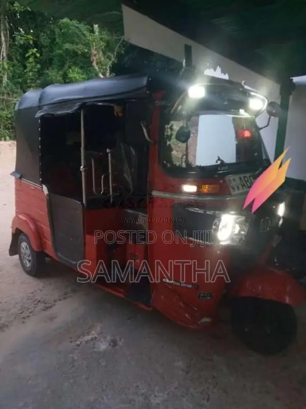 Bajaj RE 205 2016 Three Wheel (Used)