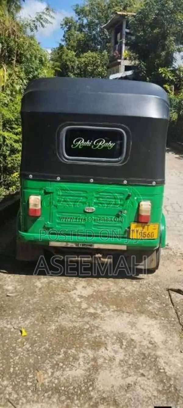 Bajaj RE 205 2012 Three Wheel (Used)