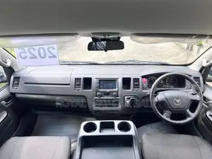Foton VIEW CS2 KDH MODEL 2025 Van Brand New