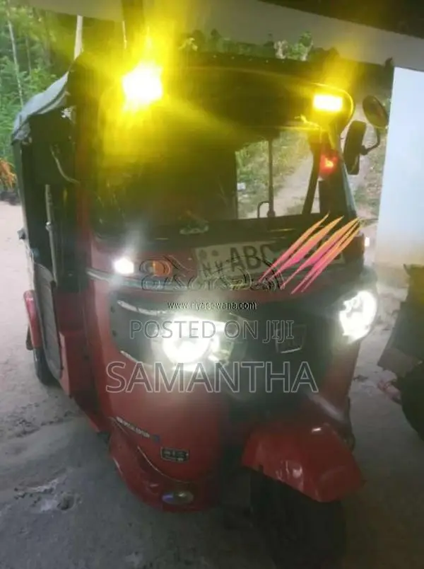 Bajaj RE 205 2016 Three Wheel (Used)