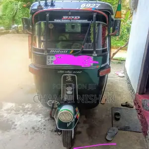 Bajaj RE 2 Stroke 2004 Three Wheel (Used)