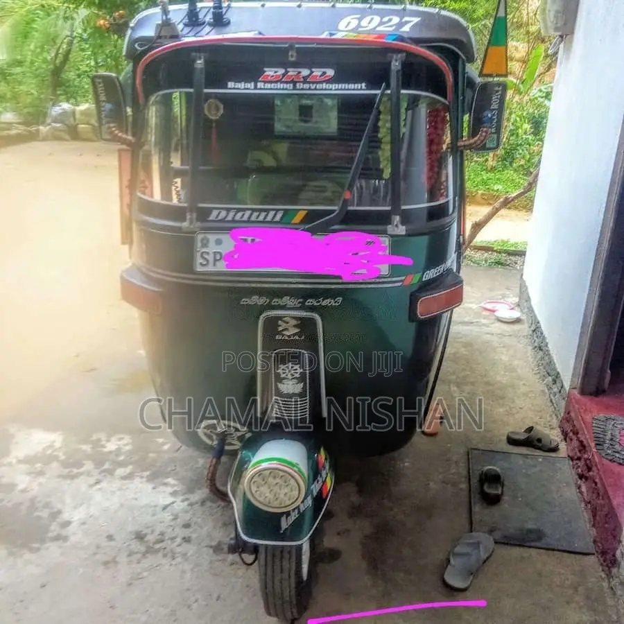 Bajaj RE 2 Stroke 2004 Three Wheel (Used)