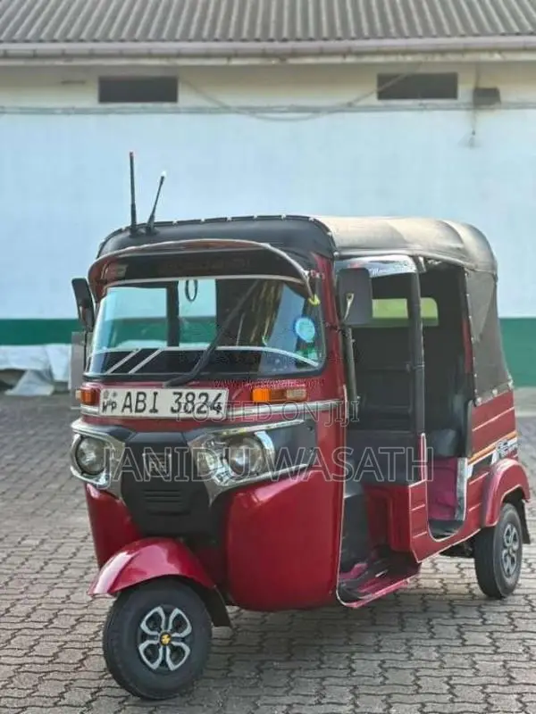 Bajaj RE 4 Stroke 2015 Three Wheel (Used)