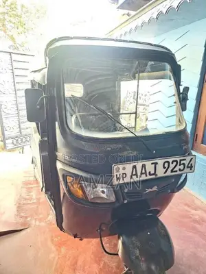 TVS King 2013 Three Wheel (Used)