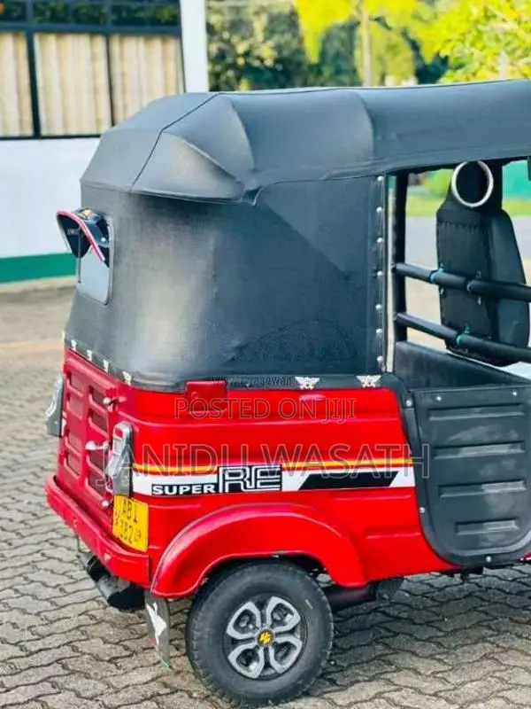 Bajaj RE 4 Stroke 2015 Three Wheel (Used)