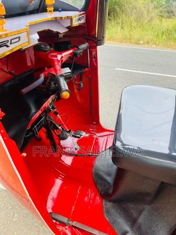 Bajaj 2 Stroke 2006 Three Wheel (Used)