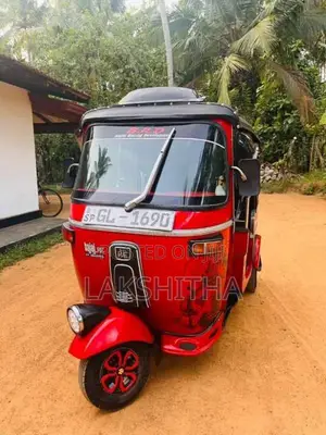 Bajaj 2 Stroke 2001 Three Wheel (Used)