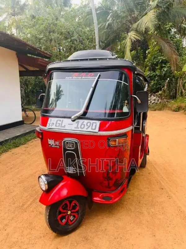 Bajaj 2 Stroke 2001 Three Wheel (Used)