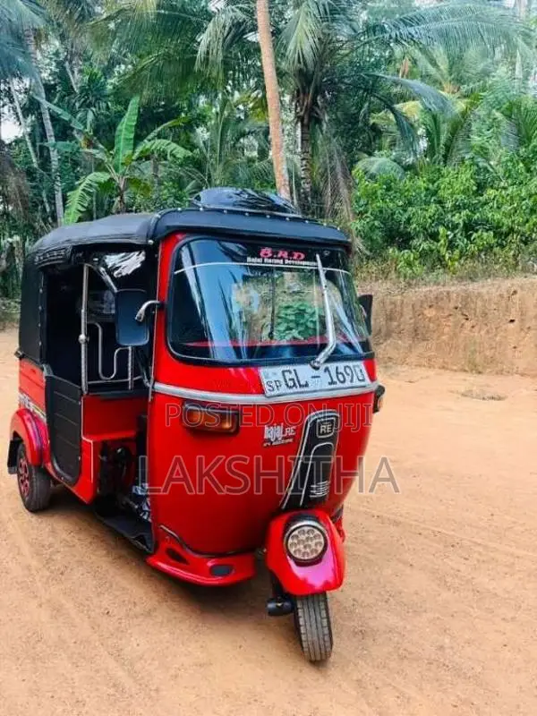 Bajaj 2 Stroke 2001 Three Wheel (Used)