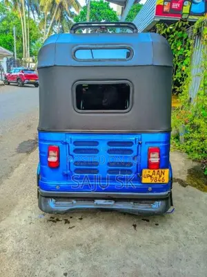 Bajaj RE 2014 Three Wheel (Used)