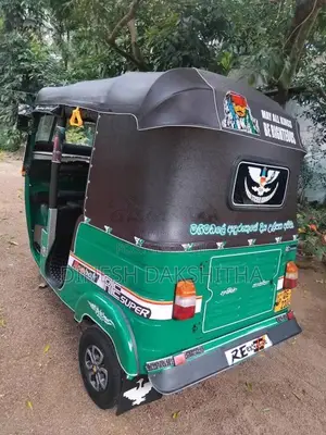 Bajaj 2 Stroke 2006 Three Wheel (Used)