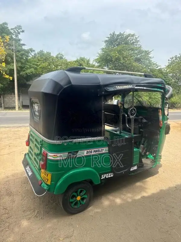 Bajaj RE 4 Stroke 2015 Three Wheel (Used)
