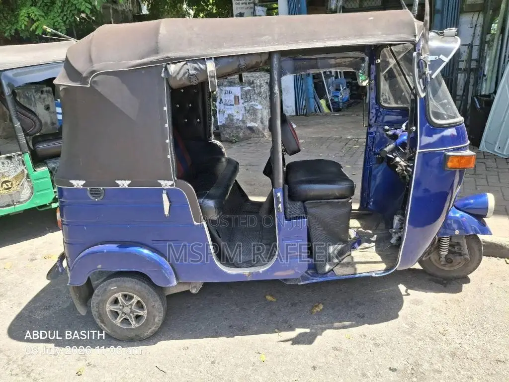 Bajaj 2 Stroke 2003 Three Wheel (Used)