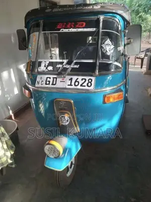 Bajaj 2 Stroke 2000 Three Wheel (Used)