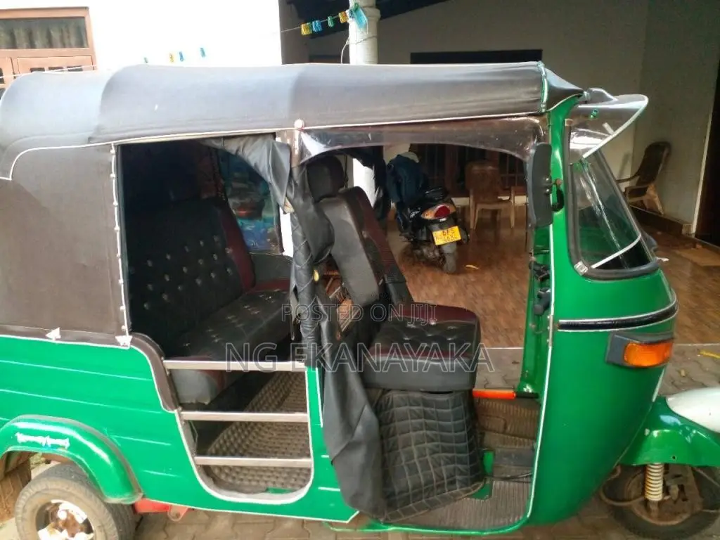 Bajaj RE 1982 Three Wheel (Used)