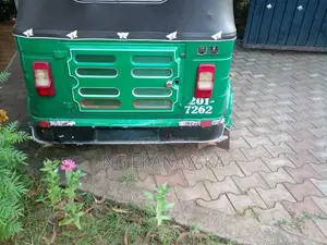 Bajaj RE 1982 Three Wheel (Used)