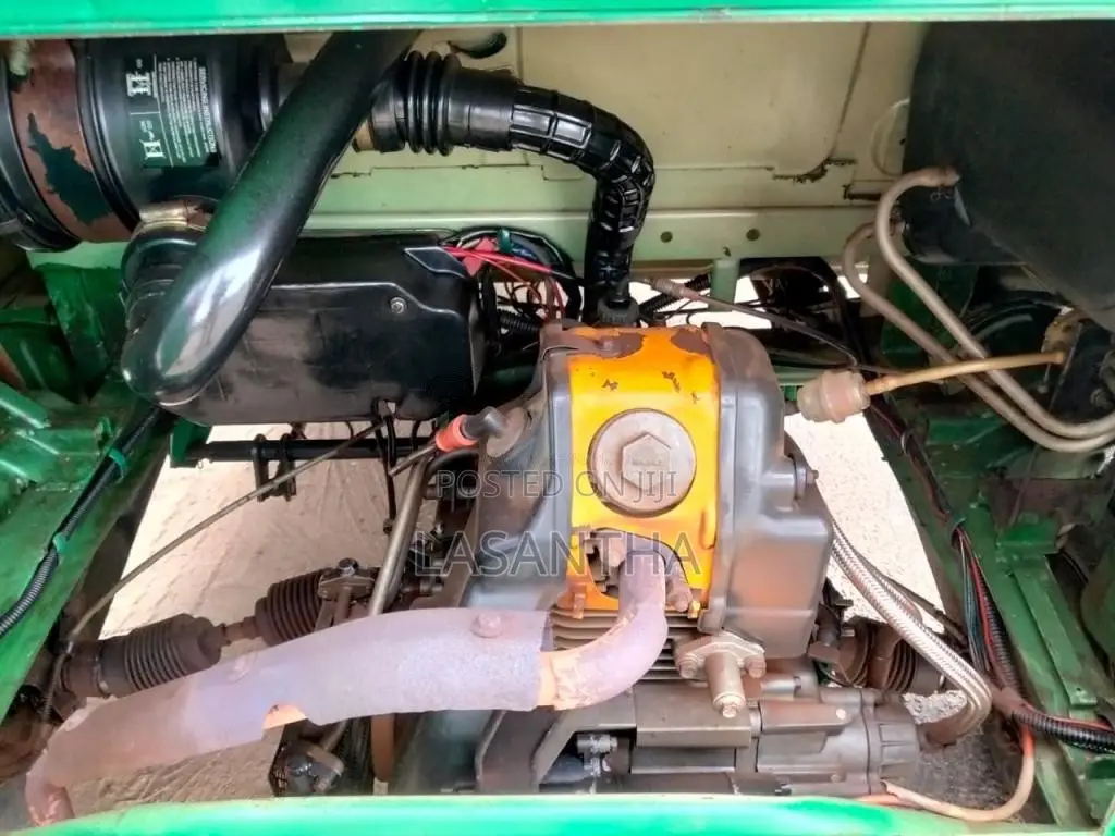 Bajaj RE 205 2011 Three Wheel (Used)