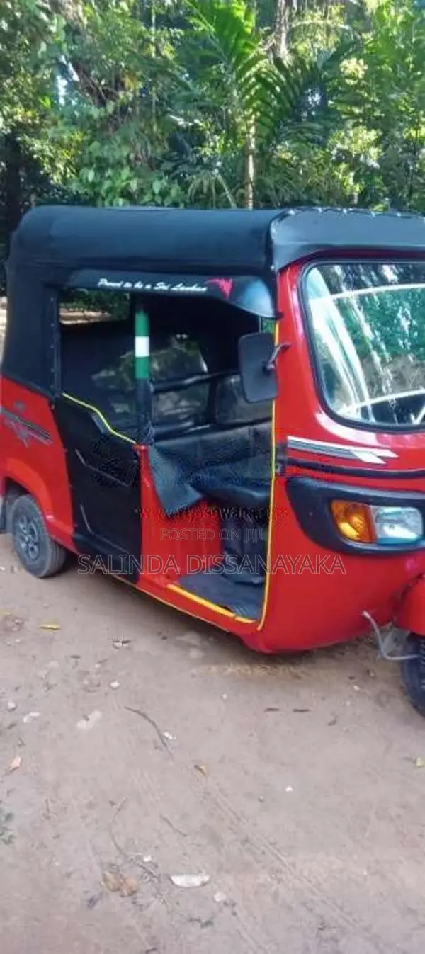 TVS King 2014 Three Wheel (Used)