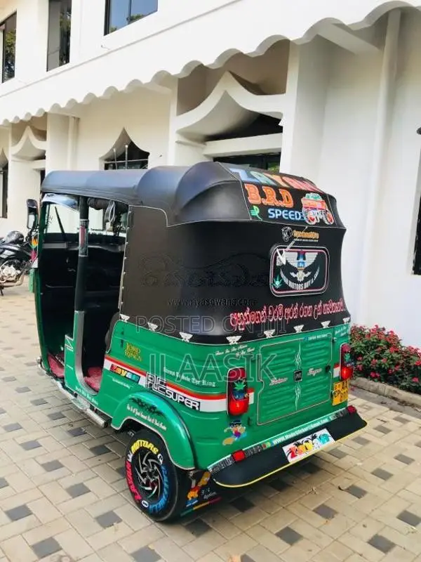 Bajaj RE 2015 Three Wheel (Used)
