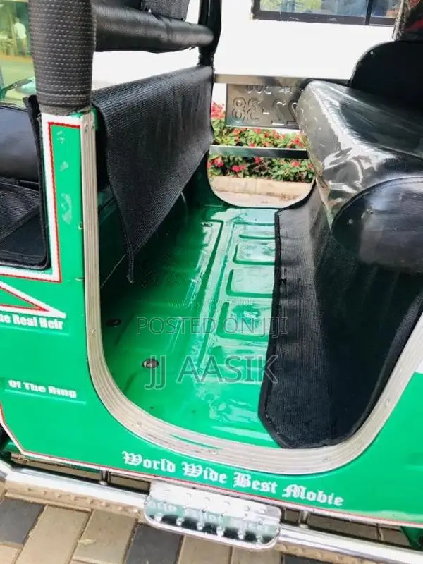 Bajaj RE 2015 Three Wheel (Used)