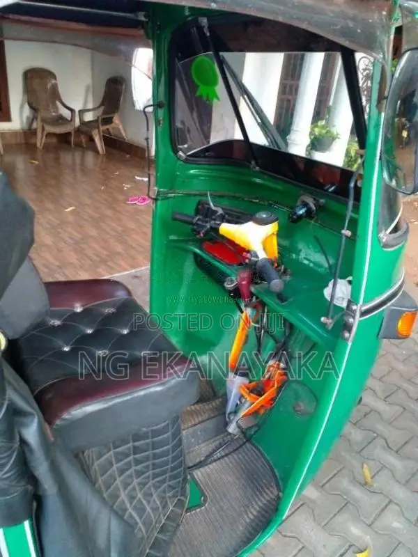 Bajaj RE 1982 Three Wheel (Used)