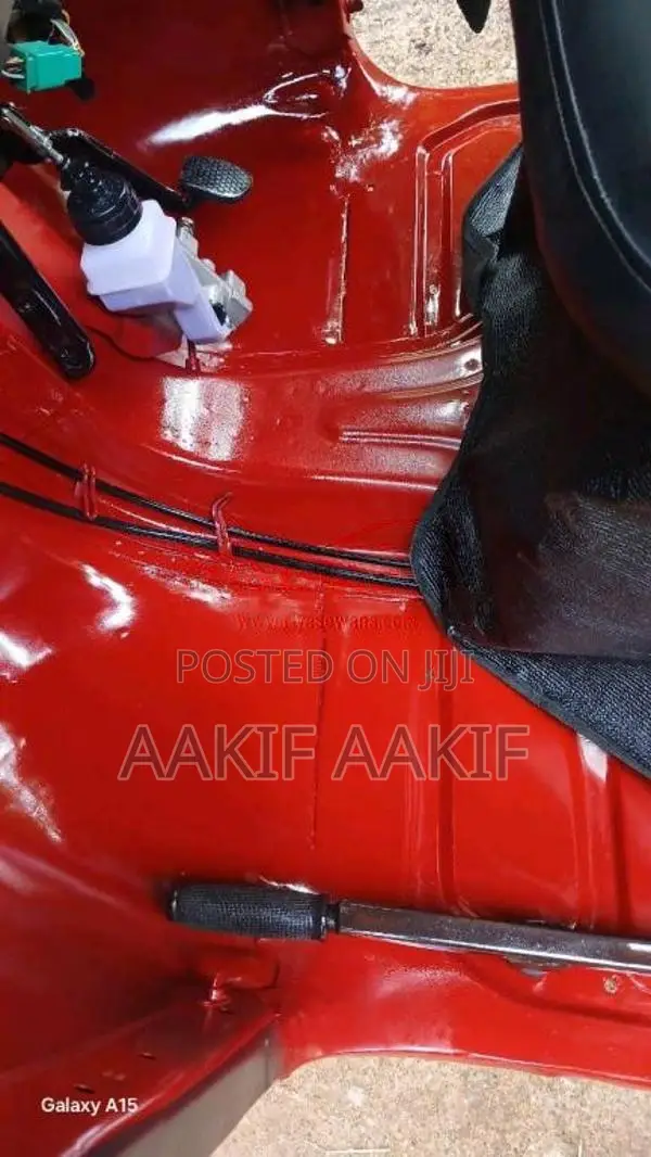 Bajaj Re 205 2016 Three Wheel (Used)