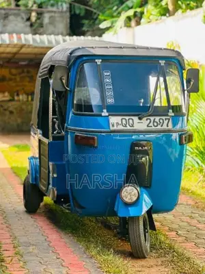 Bajaj 4 Stroke 2007 Three Wheel (Used)