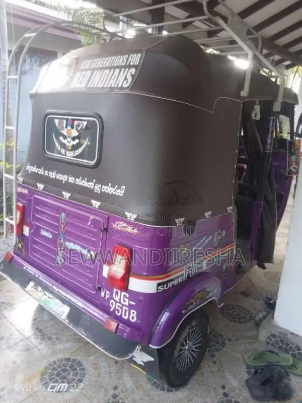 Bajaj RE 2 Stroke 2006 Three Wheel (Used)