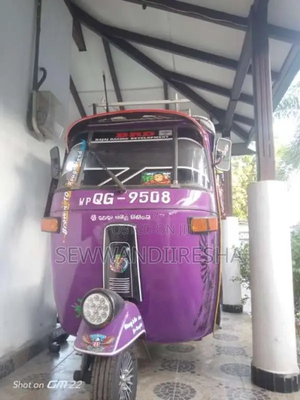 Bajaj RE 2 Stroke 2006 Three Wheel (Used)