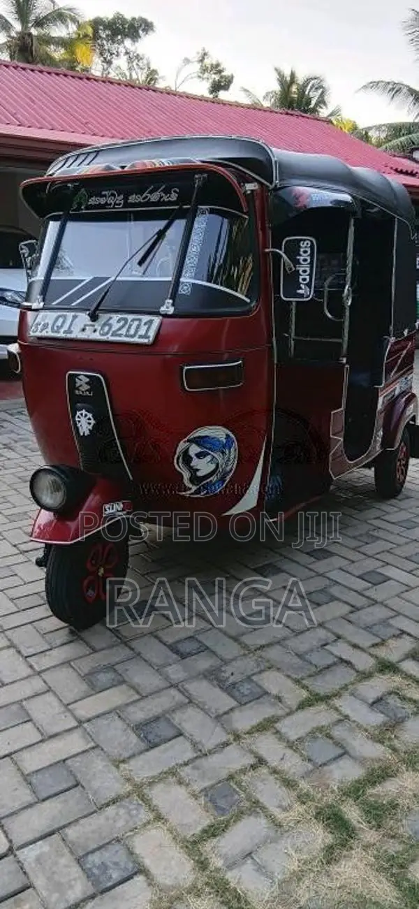 Bajaj 2 Stroke 2006 Three Wheel (Used)