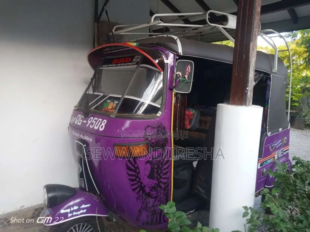 Bajaj RE 2 Stroke 2006 Three Wheel (Used)