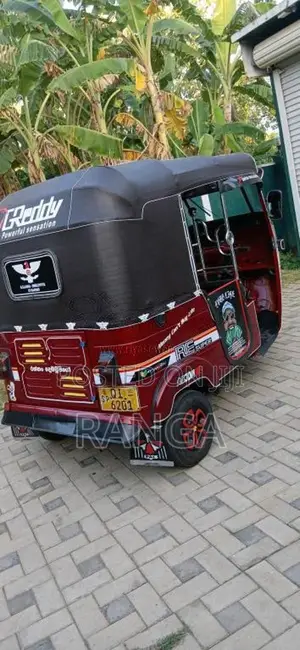 Bajaj 2 Stroke 2006 Three Wheel (Used)