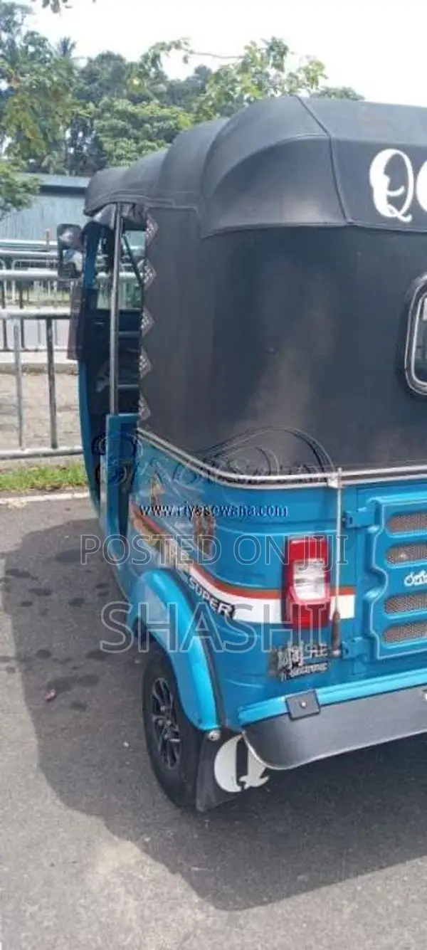 Bajaj 2 STROKE 2008 Three Wheel (Used)