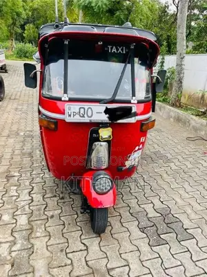Bajaj 4 Stroke 2008 Three Wheel (Used)